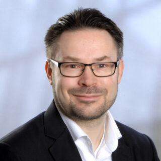 320px  / 15KB Jens Harnisch<br />
1. Vorsitzender