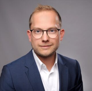 320 px / 11 KB Eicke Schulz Beisitzer